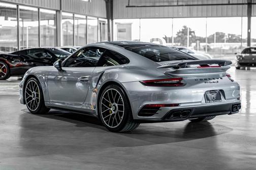 2018 Porsche 911 Turbo