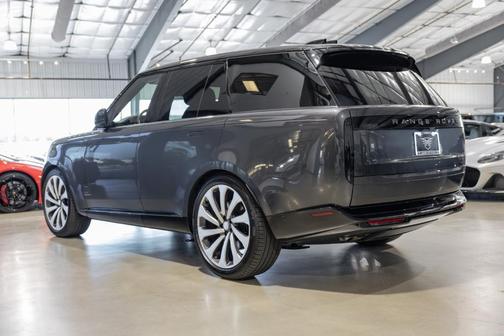 2025 Land Rover Range Rover P530 Autobiography