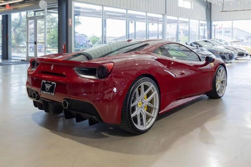 2018 Ferrari 488 GTB Base