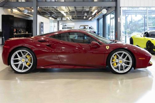 2018 Ferrari 488 GTB Base