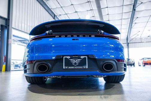 2022 Porsche 911 Carrera