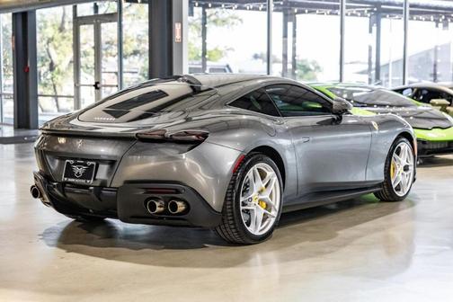 2024 Ferrari Roma Base