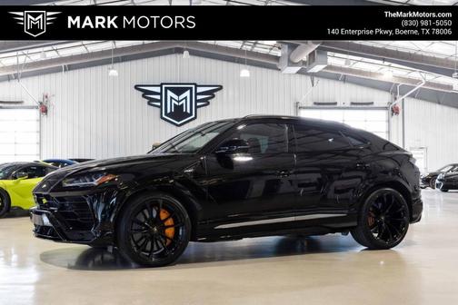 2019 Lamborghini Urus Base