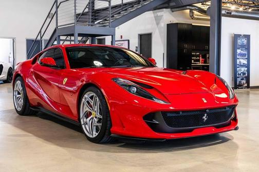 2018 Ferrari 812 Superfast Base