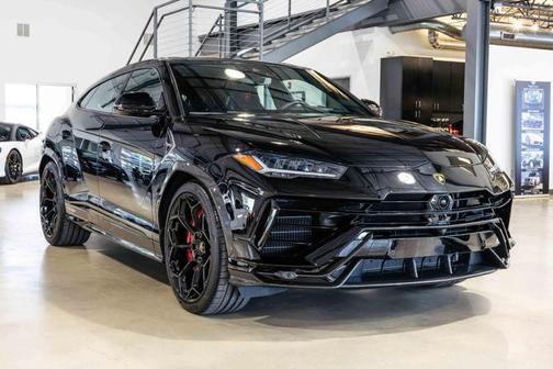 2024 Lamborghini Urus Performante