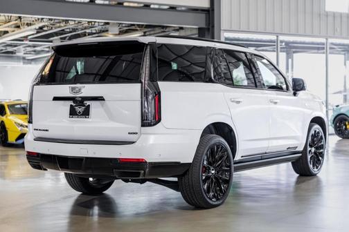 2025 Cadillac Escalade Sport Platinum