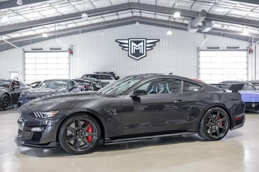 2022 Ford Shelby GT500 Base