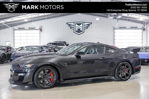 2022 Ford Shelby GT500 Base