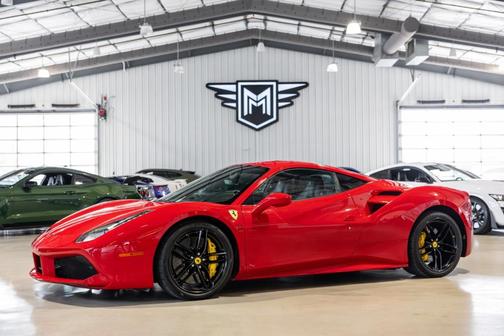 Rosso Corsa 2018 Ferrari 488 GTB Base Coupe