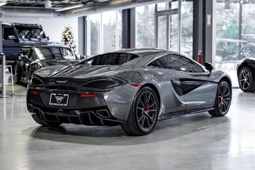 2016 McLaren 570S Base