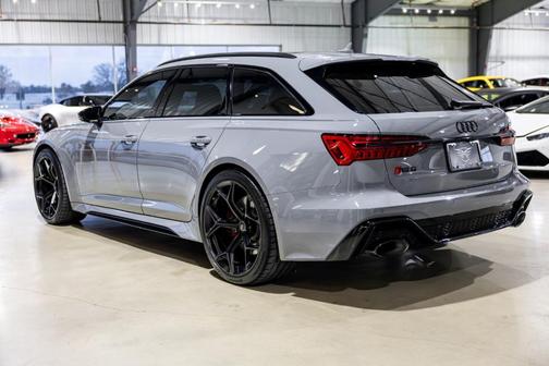 2025 Audi RS 6 Avant 4.0T quattro performance