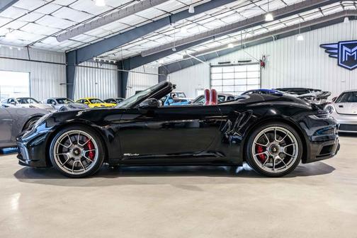 2022 Porsche 911 Turbo