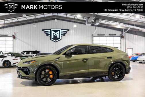2024 Lamborghini Urus Performante