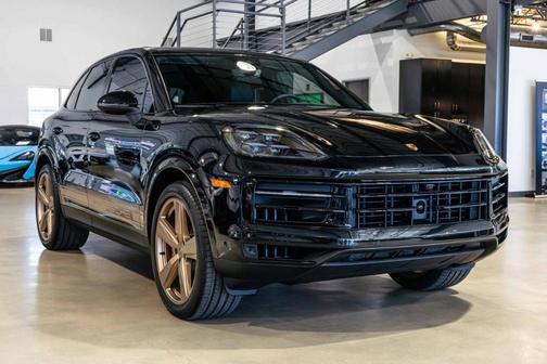 2024 Porsche Cayenne S
