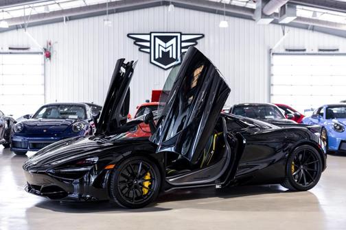 Onyx Black 2022 McLaren 720S Performance Convertible