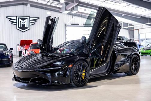 2022 McLaren 720S Performance