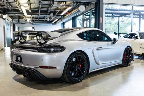 2020 Porsche 718 Cayman GT4