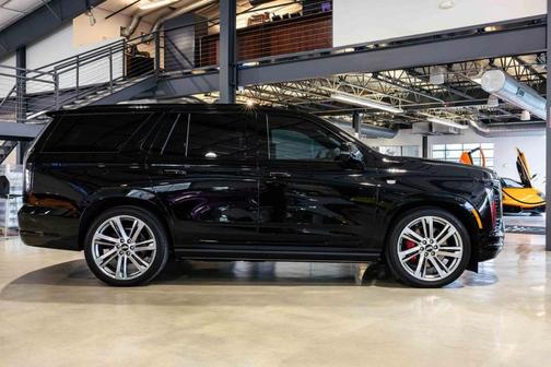 2025 Cadillac Escalade Sport Platinum