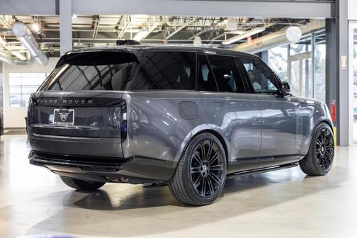 2025 Land Rover Range Rover P530 Autobiography