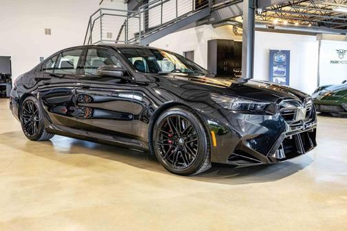 2025 BMW M5 Base