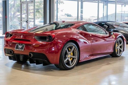 Photo 5 of 35 of 2018 Ferrari 488 GTB Base
