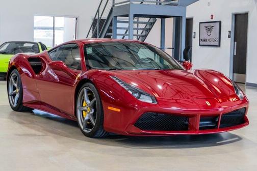 Photo 3 of 35 of 2018 Ferrari 488 GTB Base