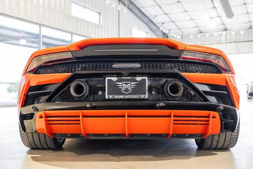 Arancio Argos Pearl Effect 2020 Lamborghini Huracan EVO Base