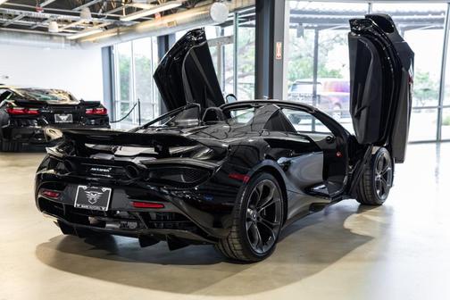 Cosmos 2020 McLaren 720S Performance