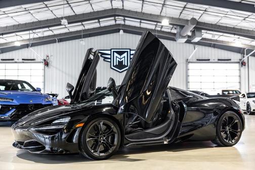 Cosmos 2020 McLaren 720S Performance