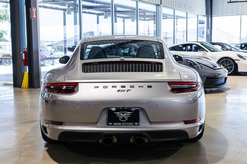2019 Porsche 911 Carrera T
