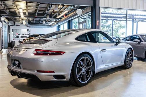 2019 Porsche 911 Carrera T