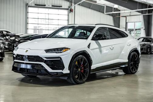 2022 Lamborghini Urus - TAIGETE WHEELS-3D BANG&OLUFSEN SOUND-266 648 MSR