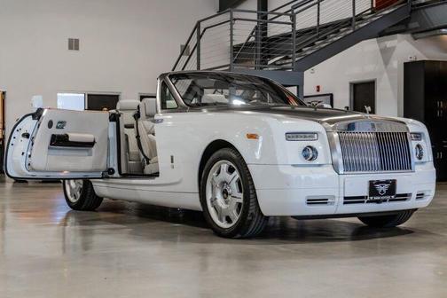 Photo 5 of 39 of 2009 Rolls-Royce Phantom Drophead Coupe