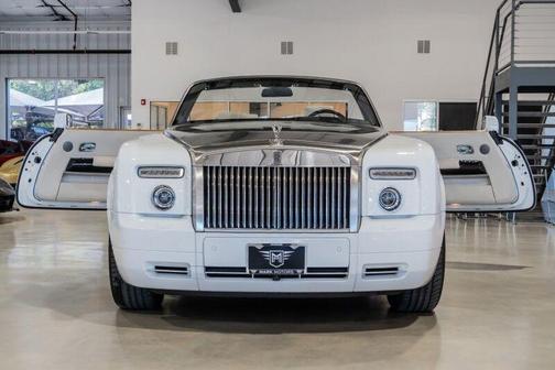 Photo 3 of 39 of 2009 Rolls-Royce Phantom Drophead Coupe