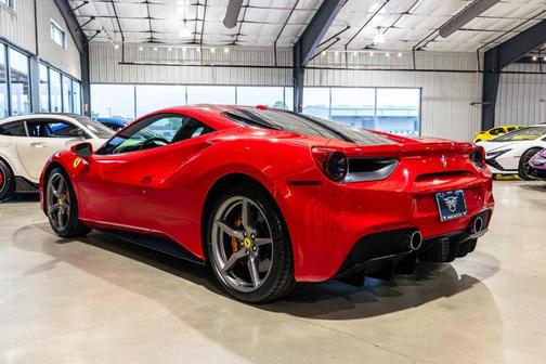 2017 Ferrari 488 GTB Base