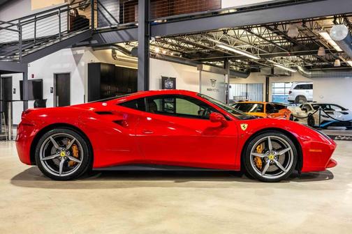 2017 Ferrari 488 GTB Base