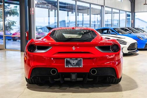 2017 Ferrari 488 GTB Base