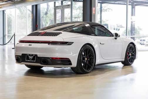 2024 Porsche 911 4S-SPORT PACKAGE-FRONT LIFT-RS SPYDER WHEELS