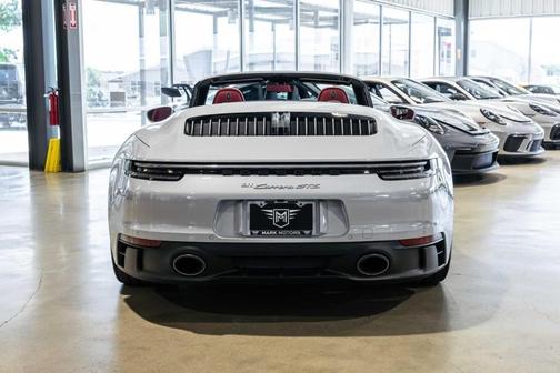 2024 Porsche 911 Carrera GTS