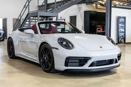2024 Porsche 911 Carrera GTS