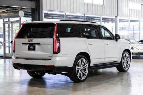 2025 Cadillac Escalade Sport Platinum