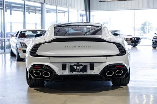 Neutron 2025 Aston Martin Vanquish Base