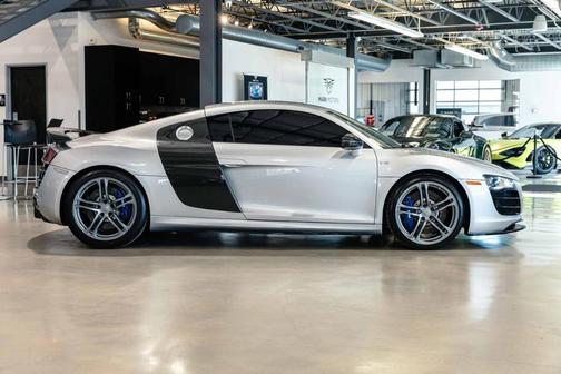 2012 Audi R8 5.2 quattro