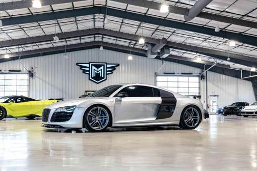 2012 Audi R8 5.2 quattro
