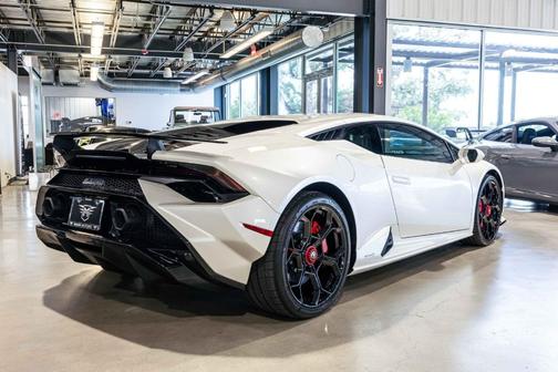 2023 Lamborghini Huracan Tecnica Base