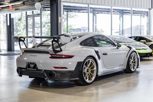 2019 Porsche 911 GT2 RS