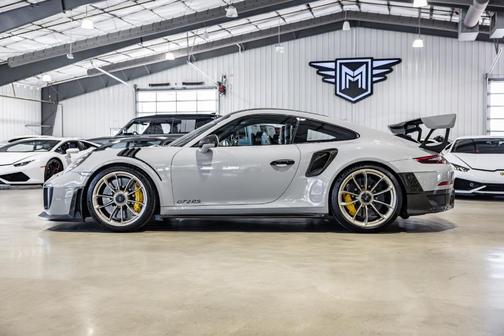 2019 Porsche 911 GT2 RS