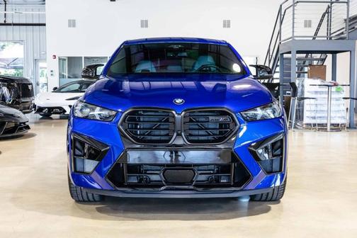 2025 BMW X6 M Base