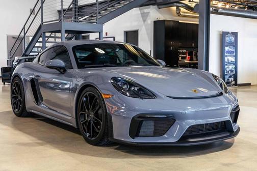 2023 Porsche 718 Cayman GT4
