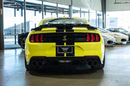 2021 Ford Shelby GT500 Base